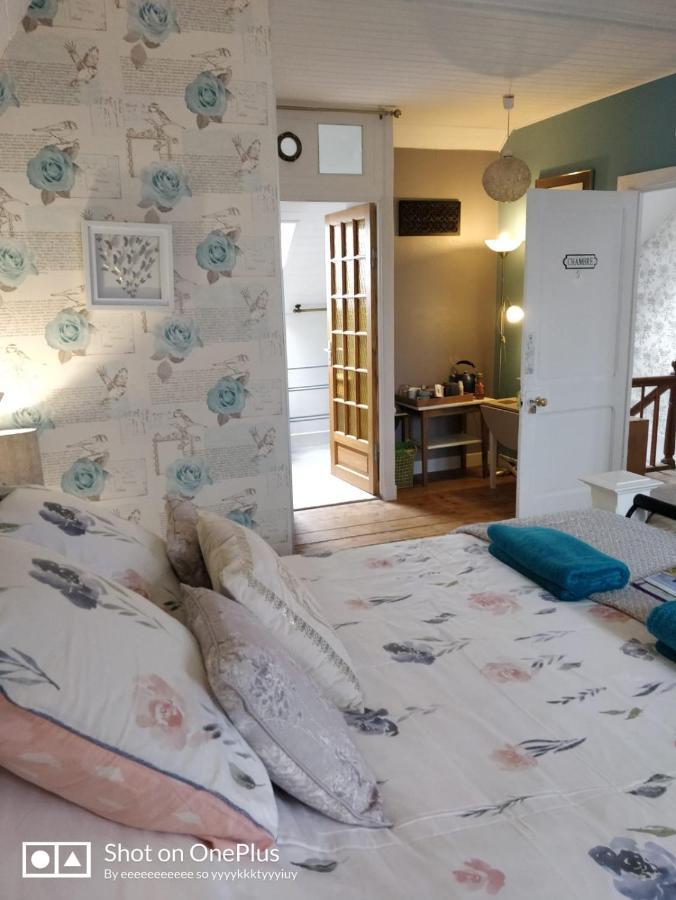Maison Papillons Plomodiern Екстериор снимка